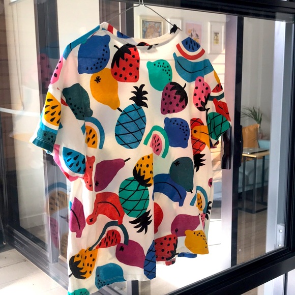 Fun fruit shirt! - Picture 3 of 3